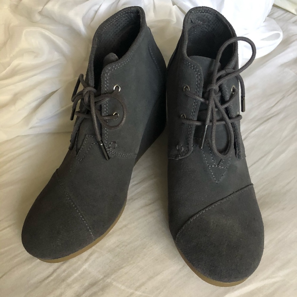 Dark Grey Wedge Bootie Toms size 8.5